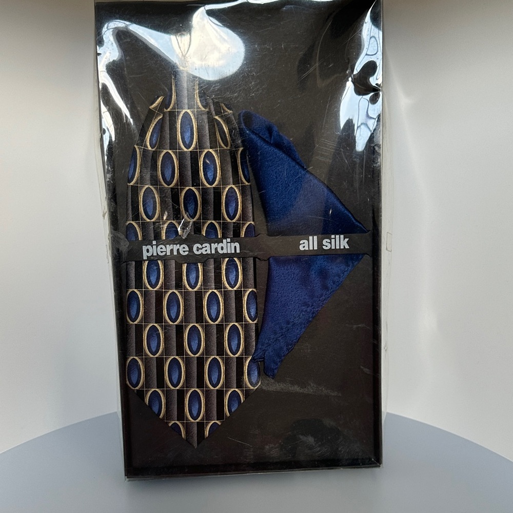 Pierre Cardin Blue and Gold Silk Tie Set